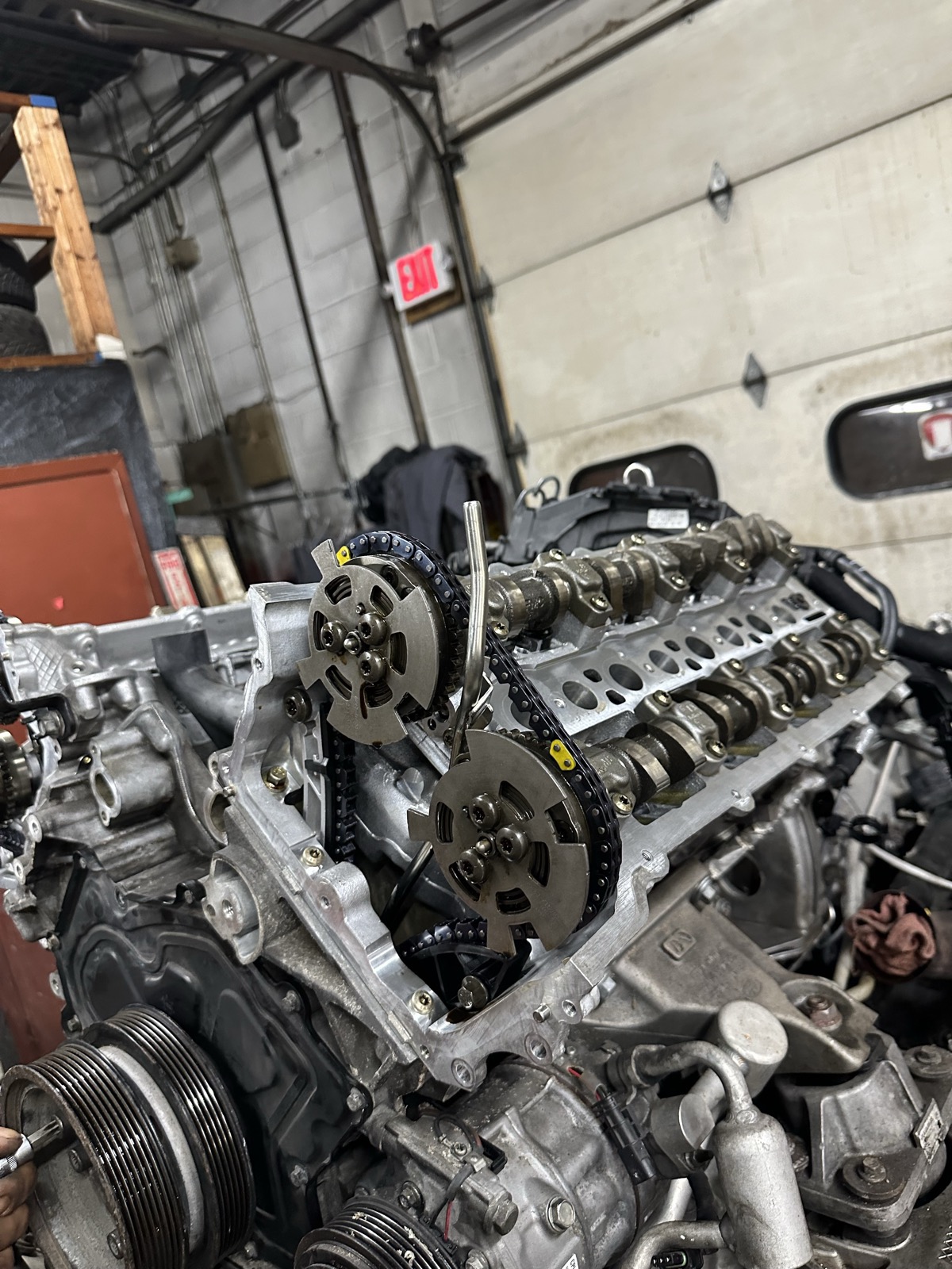 Engine rebuild timing chain